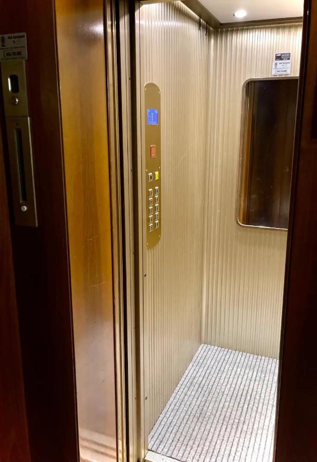 Luxury 2 Bedroom Apartament, Close To San Siro, Fiera And 10 Min Metro To Duomo ميلان المظهر الخارجي الصورة